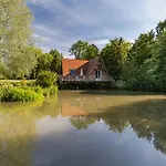 Les De Malbrough Lodge Aire-sur-la-Lys