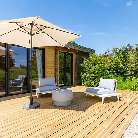 Les De Malbrough אכסניה *